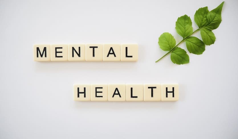 Imagen donde aparece la palabra salud mental, importante a cuidar en la prevención del suicidio